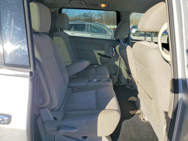 2011 NISSAN QUEST S — Фото 11 из 13