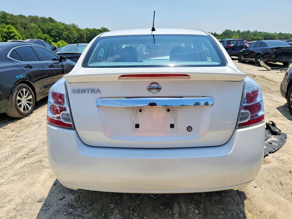 2011 NISSAN SENTRA 2.0 — Фото 6 из 13