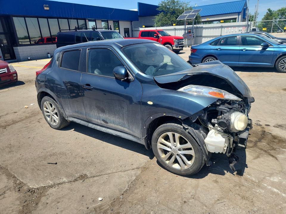 2011 NISSAN JUKE S — Фото 4 из 13