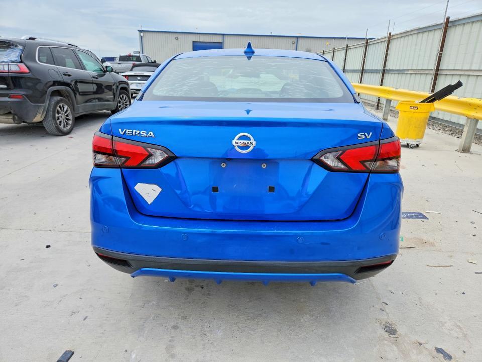 2020 NISSAN VERSA SV — Фото 6 из 12