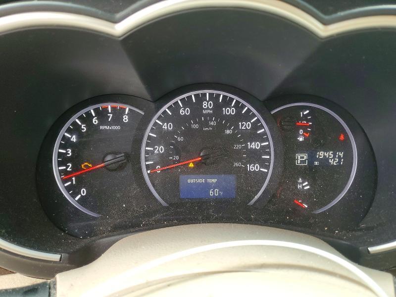 2011 NISSAN QUEST 3.5 S — Фото 9 из 13