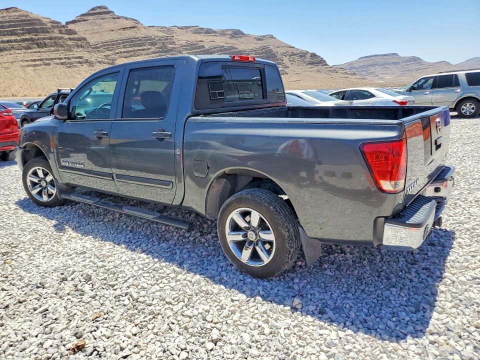 2011 NISSAN TITAN S — Фото 2 из 12