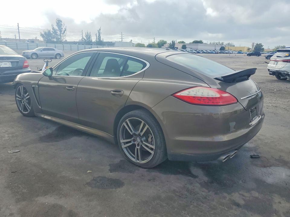 2011 PORSCHE PANAMERA S — Фото 2 из 12