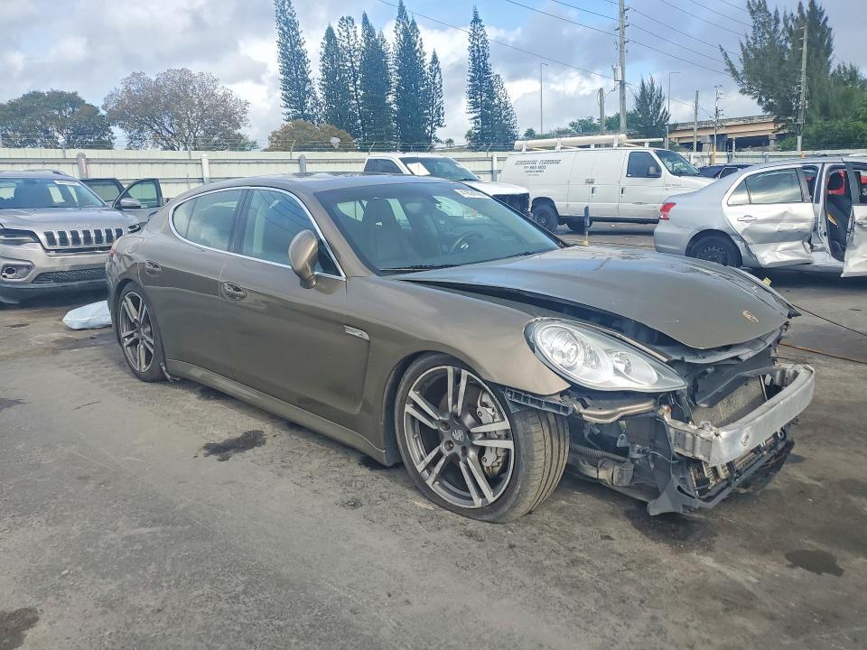 2011 PORSCHE PANAMERA S — Фото 4 из 12