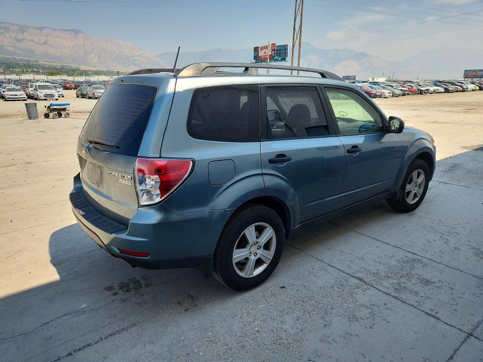 2011 SUBARU FORESTER 2.5X — Фото 3 из 12