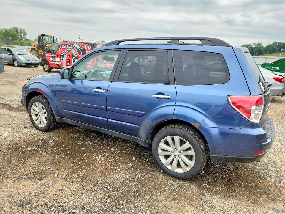 2011 SUBARU FORESTER 2.5X PREMIUM — Фото 2 из 13