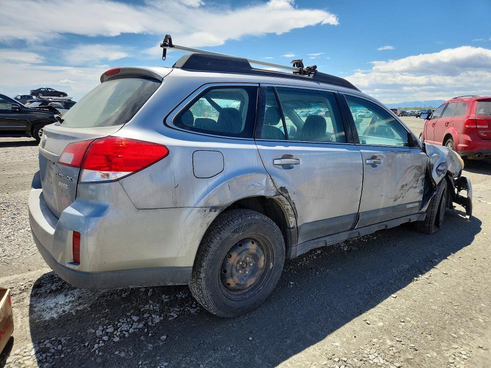 2011 SUBARU OUTBACK — Фото 3 из 12