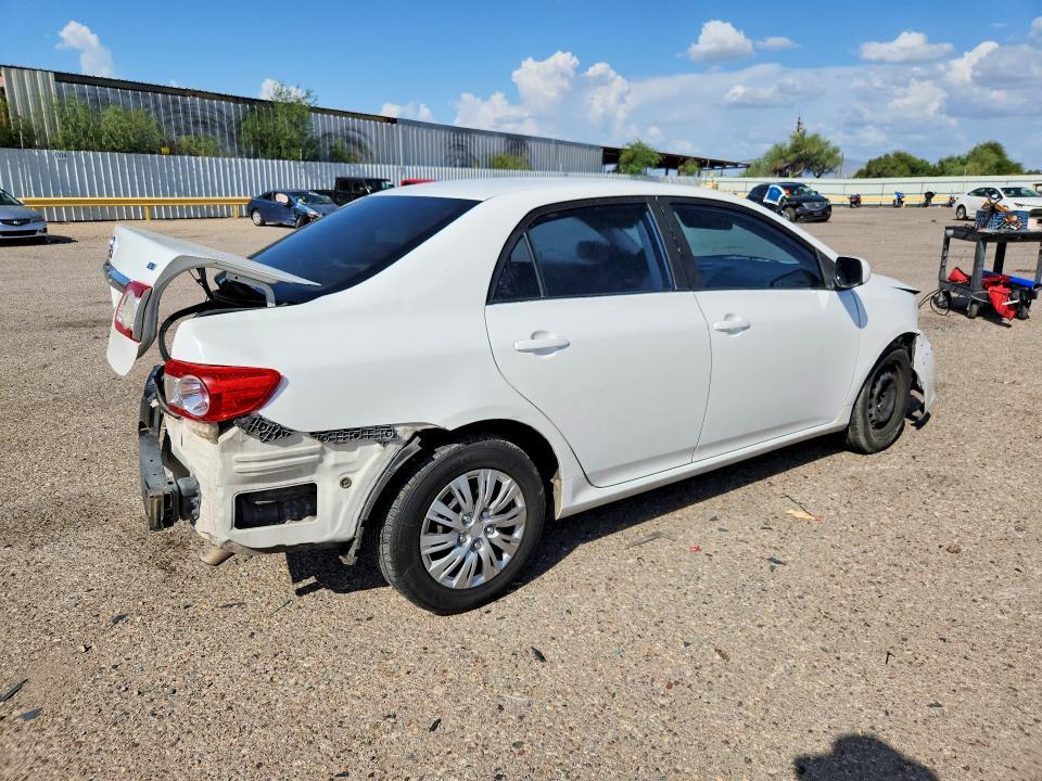2T1BU4EE8BC566893 2011 TOYOTA COROLLA photo no. 3