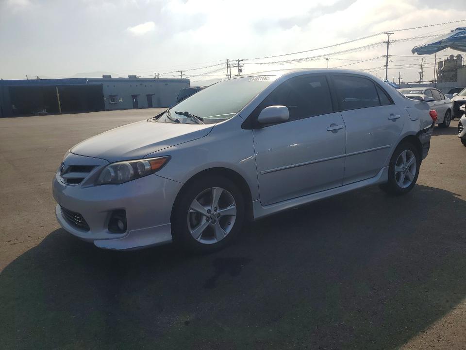 2T1BU4EE6BC726575 2011 TOYOTA COROLLA photo no. 1