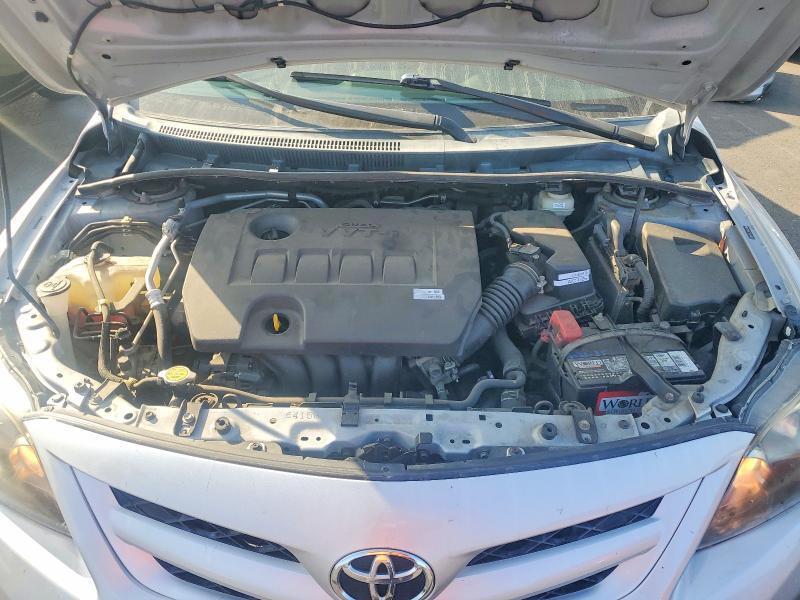 2T1BU4EE6BC726575 2011 TOYOTA COROLLA photo no. 11
