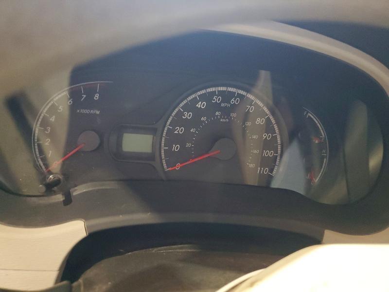 5TDKA3DC0BS006067 2011 TOYOTA SIENNA photo no. 9
