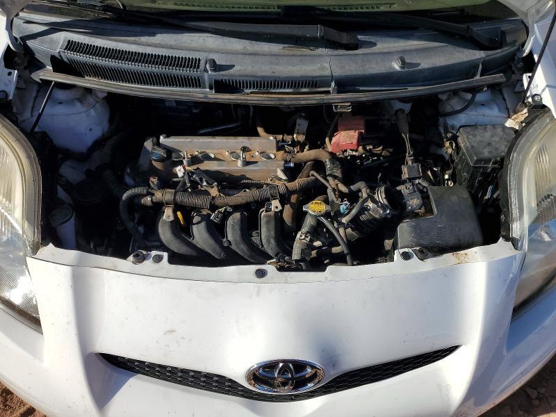 2011 TOYOTA YARIS BASE — Фото 11 из 12