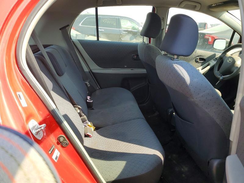 2011 TOYOTA YARIS BASE — Фото 10 из 12