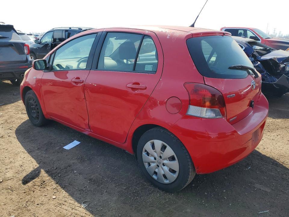 2011 TOYOTA YARIS BASE — Фото 2 из 12