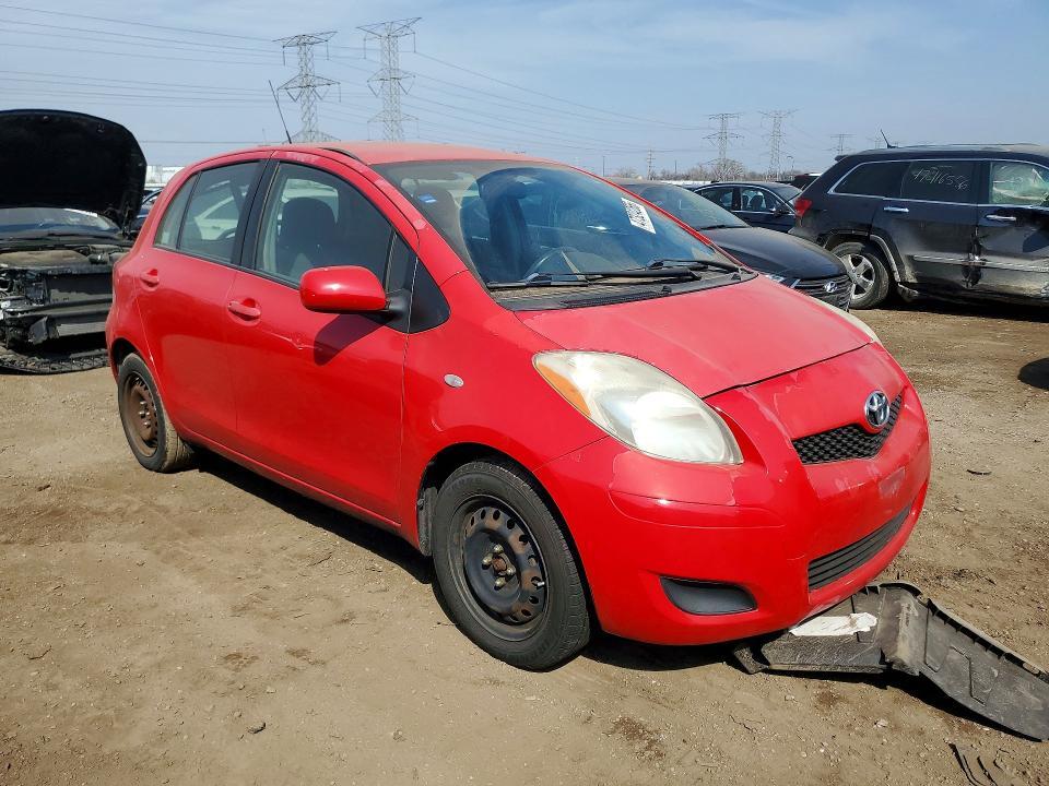 2011 TOYOTA YARIS BASE — Фото 4 из 12