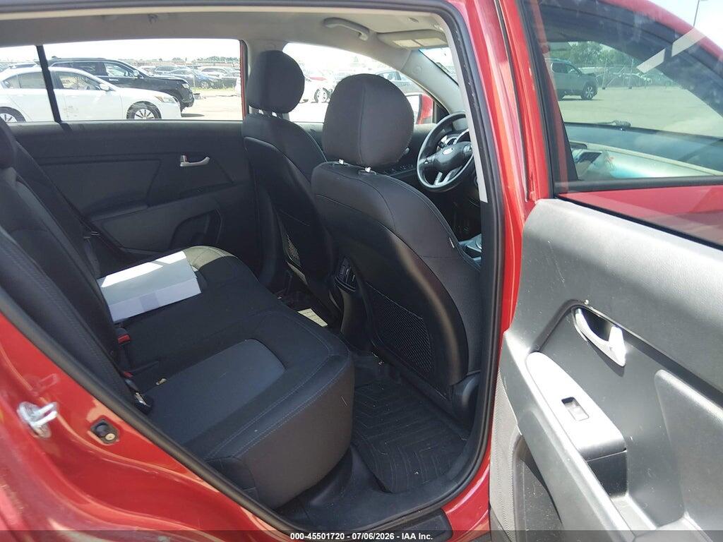 KNDPBCAC4F7738273 2015 KIA SPORTAGE photo no. 8