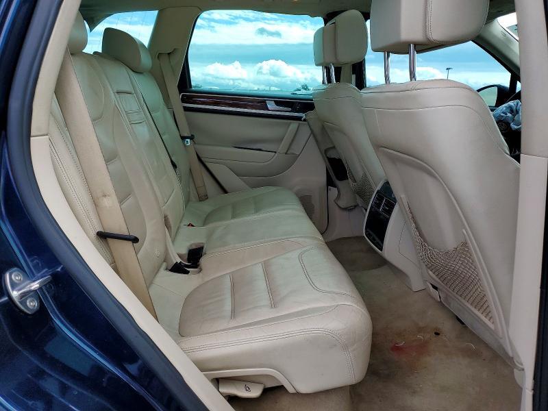 2011 VOLKSWAGEN TOUAREG V6 — Фото 11 из 13