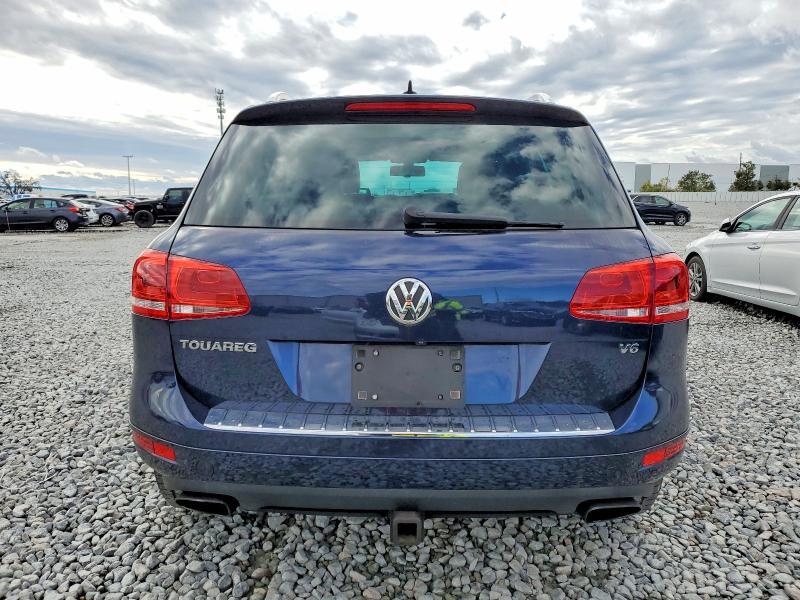 2011 VOLKSWAGEN TOUAREG V6 — Фото 6 из 13
