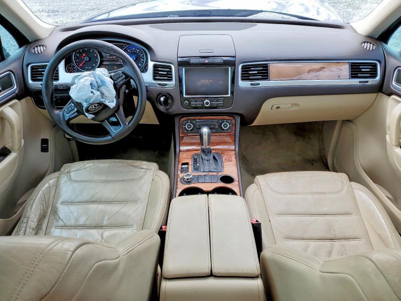 2011 VOLKSWAGEN TOUAREG V6 — Фото 8 из 13