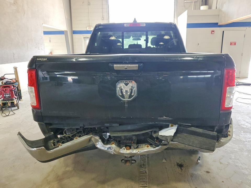 2020 RAM 1500 BIG HORN — Фото 6 из 12