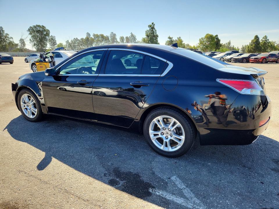 2010 ACURA TL — Фото 2 из 12