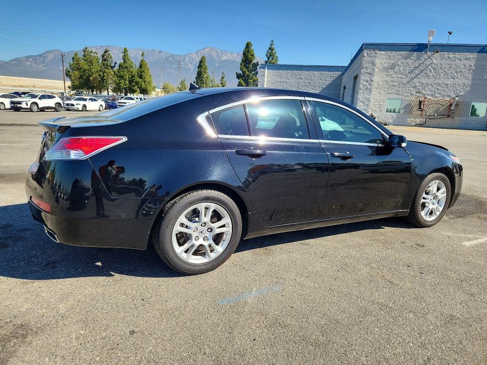 2010 ACURA TL — Фото 3 из 12