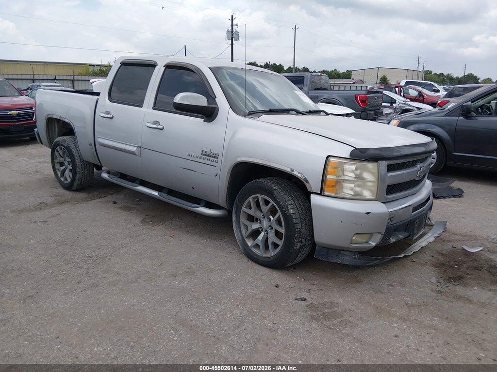 3GCPCSE05BG353374 2011 CHEVROLET SILVERADO 1500 photo no. 1