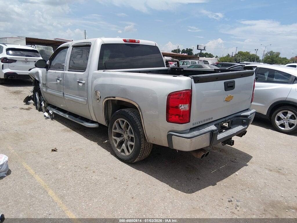 3GCPCSE05BG353374 2011 CHEVROLET SILVERADO 1500 photo no. 3