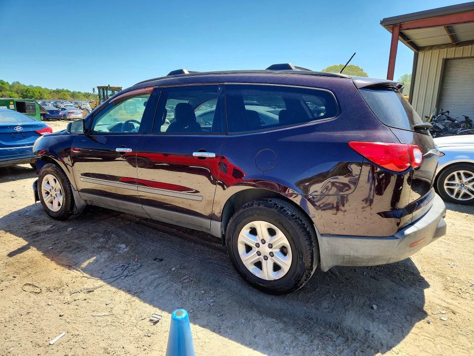 2010 CHEVROLET TRAVERSE LS — Фото 2 из 13