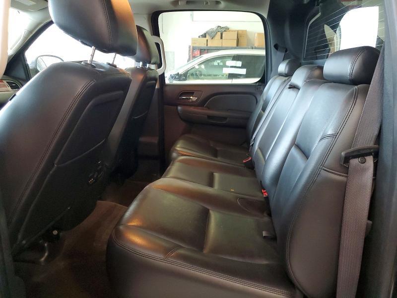 2010 CHEVROLET AVALANCHE LTZ — Фото 10 из 12