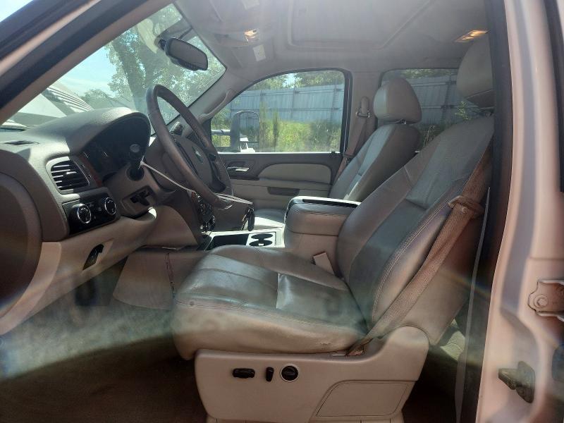 2010 CHEVROLET SILVERADO K3500 LTZ — Фото 7 из 13