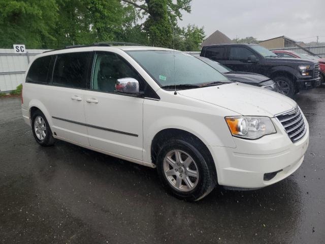 2010 CHRYSLER TOWN & COUNTRY TOURING PLUS — Фото 4 из 13