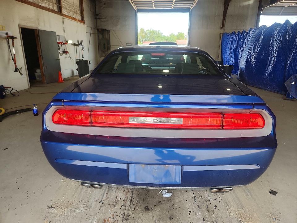 2010 DODGE CHALLENGER R/T — Фото 6 из 12