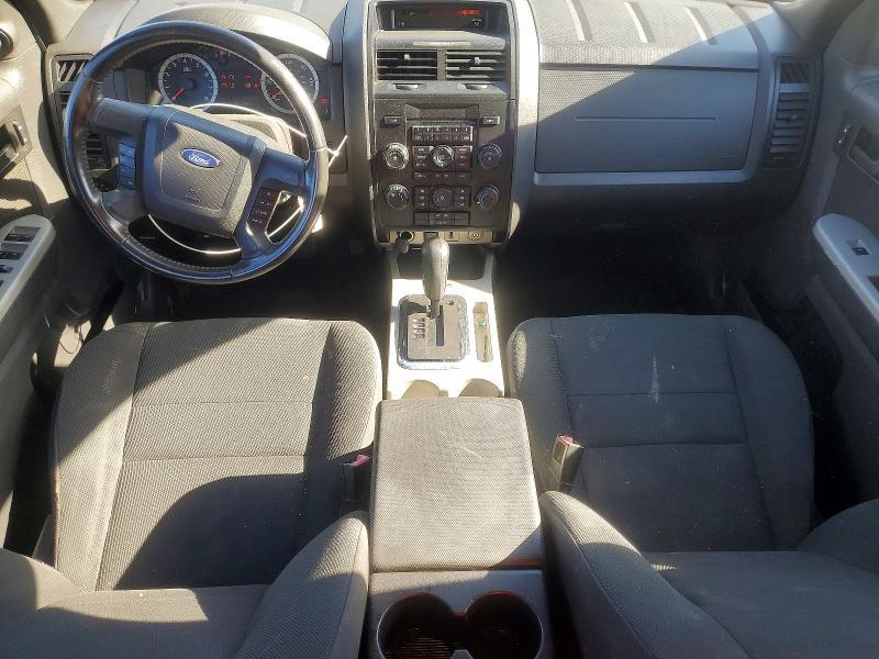 2010 FORD ESCAPE XLT — Фото 8 из 13