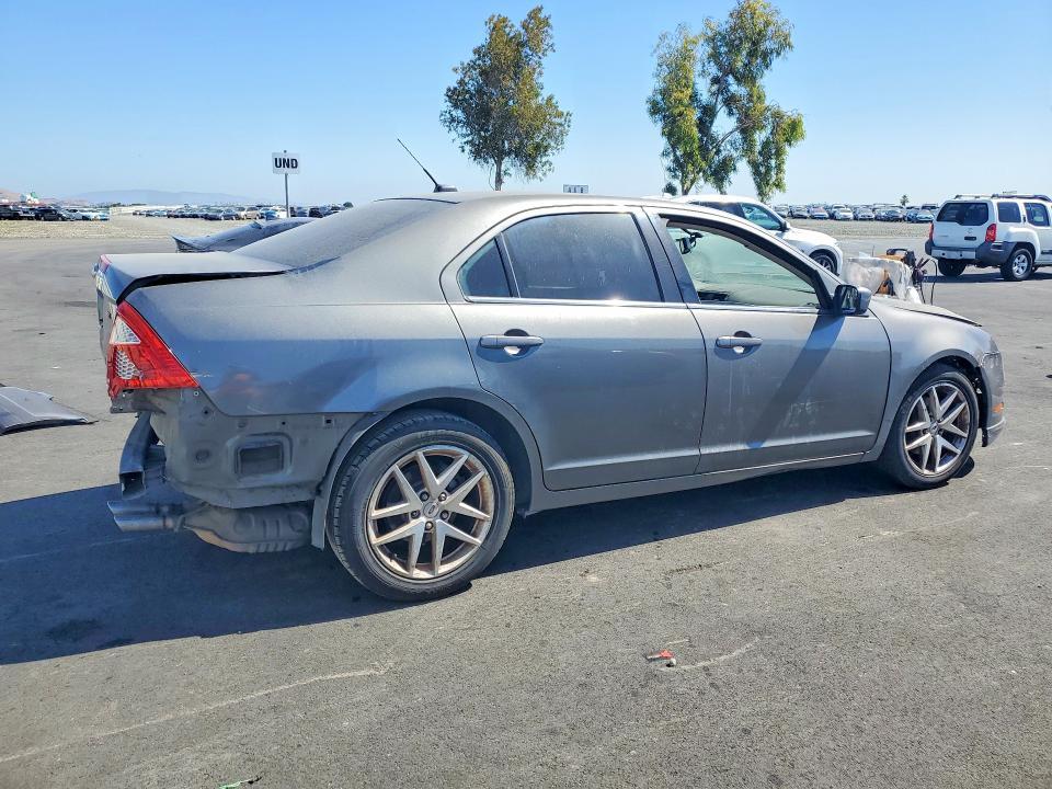 3FAHP0JA0AR320979 2010 FORD FUSION photo no. 3