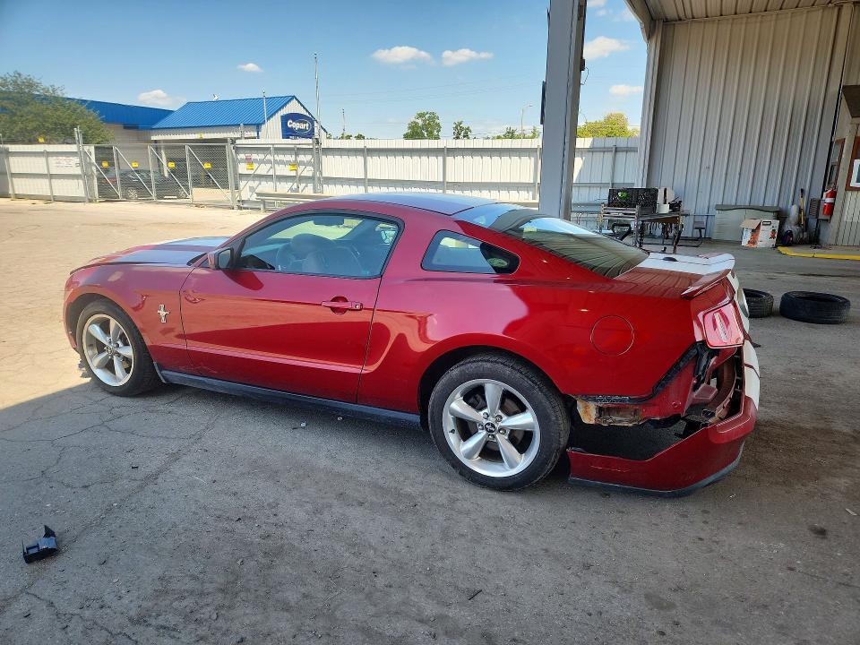 2010 FORD MUSTANG — Фото 2 из 12
