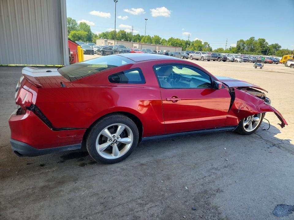 2010 FORD MUSTANG — Фото 3 из 12