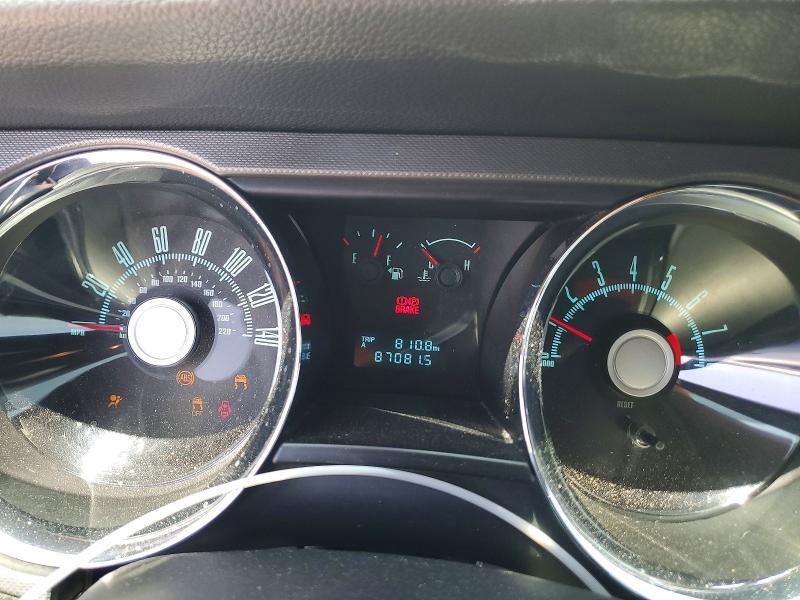 2010 FORD MUSTANG GT — Фото 9 из 13