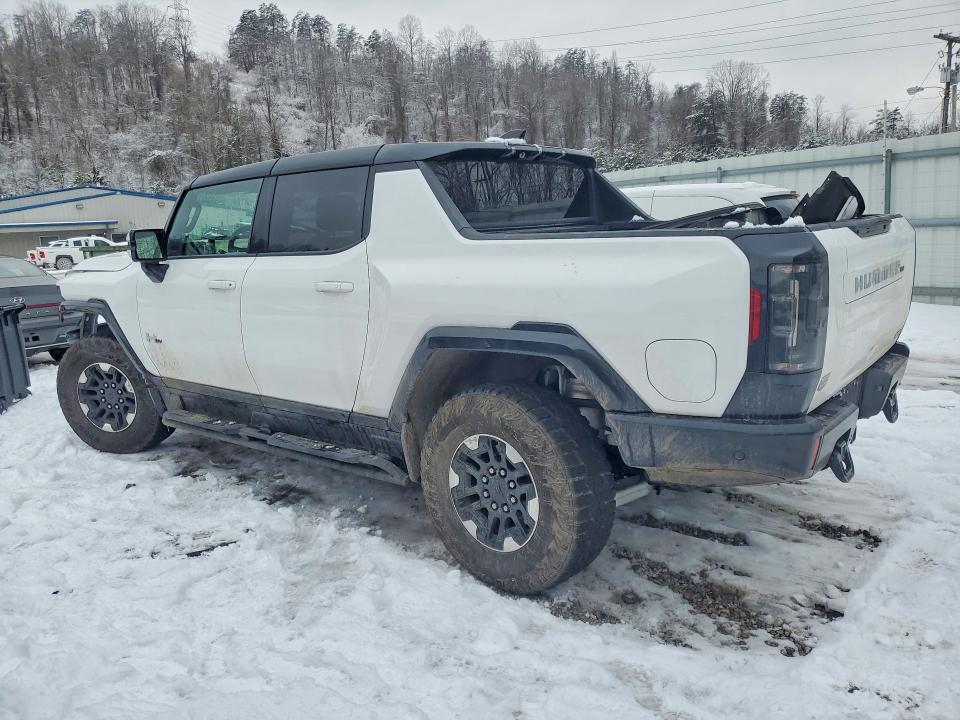 2025 GMC HUMMER PICKUP 3X — Фото 2 из 15