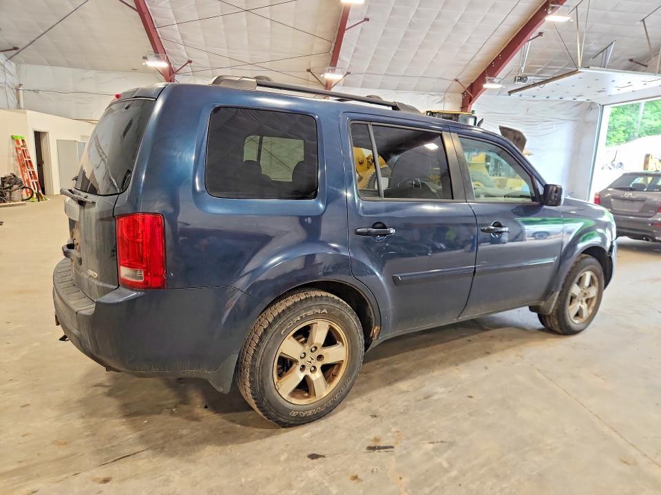 5FNYF4H60AB039319 2010 HONDA PILOT photo no. 3