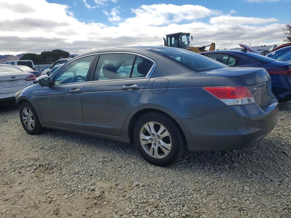 2010 HONDA ACCORD LXP — Фото 2 из 12