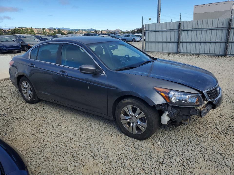 2010 HONDA ACCORD LXP — Фото 4 из 12