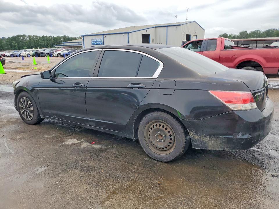 1HGCP2F33AA056176 2010 HONDA ACCORD photo no. 2