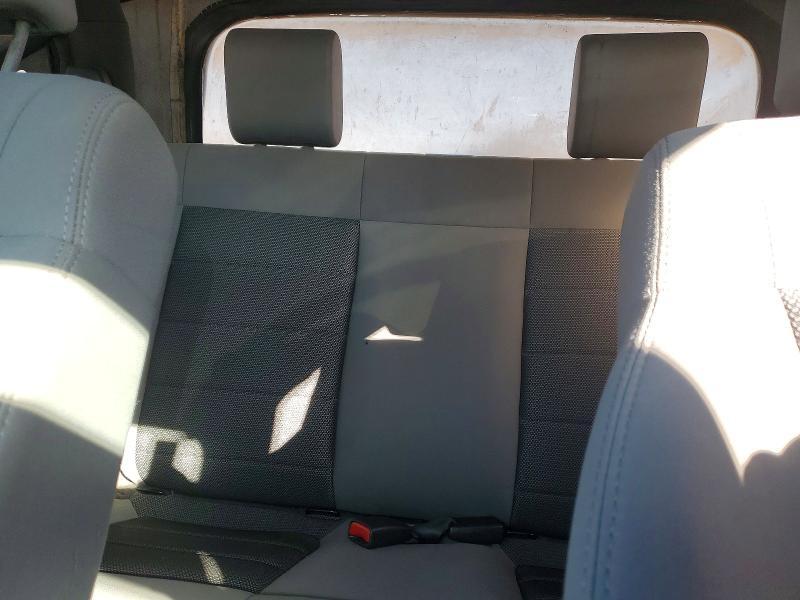 2010 JEEP WRANGLER SAHARA — Фото 10 из 13