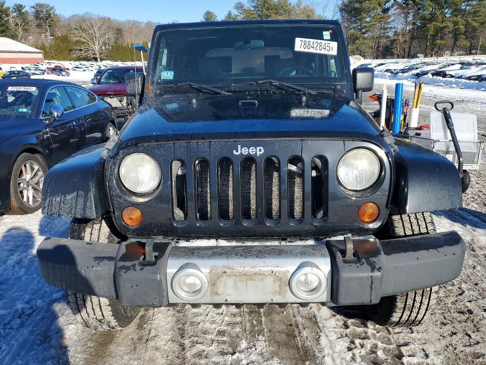 2010 JEEP WRANGLER SAHARA — Фото 5 из 13