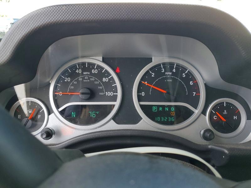 2010 JEEP WRANGLER SPORT — Фото 9 из 13