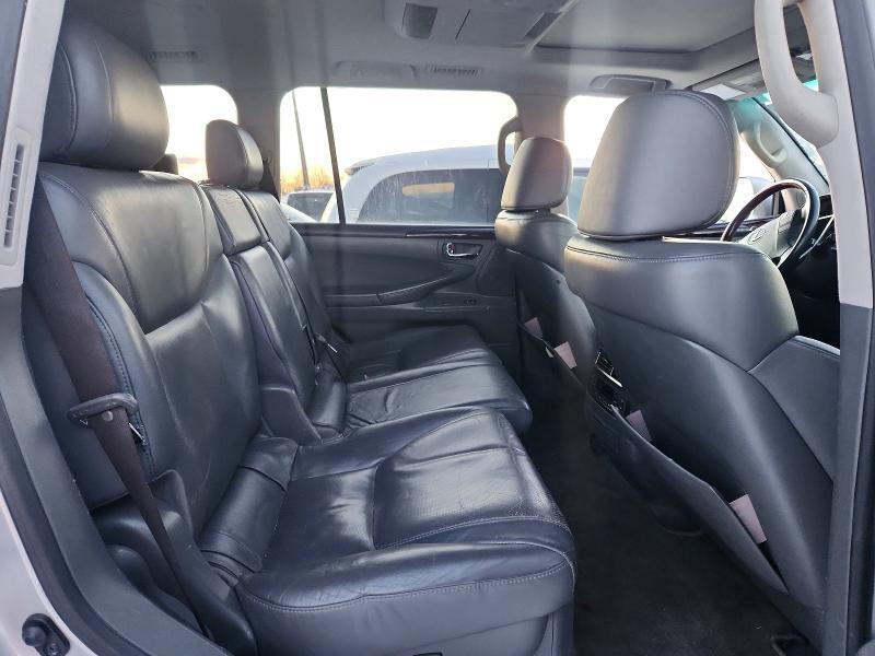 2010 LEXUS LX 570 — Фото 11 из 13
