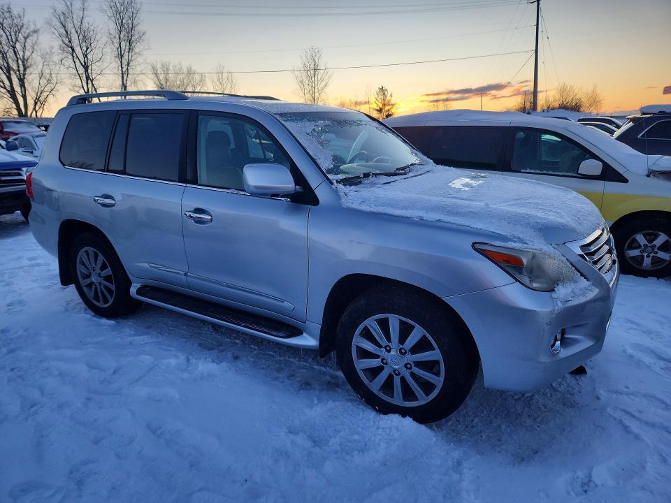 2010 LEXUS LX 570 — Фото 4 из 13