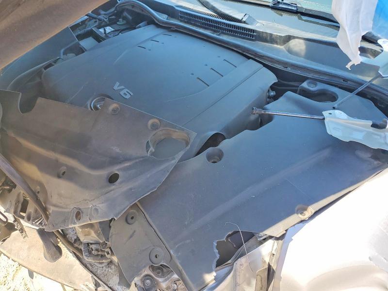 2010 LEXUS IS 250 BASE — Фото 11 из 12
