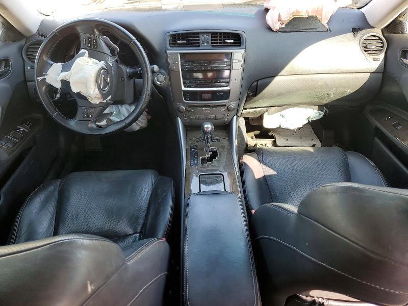 2010 LEXUS IS 250 BASE — Фото 8 из 12